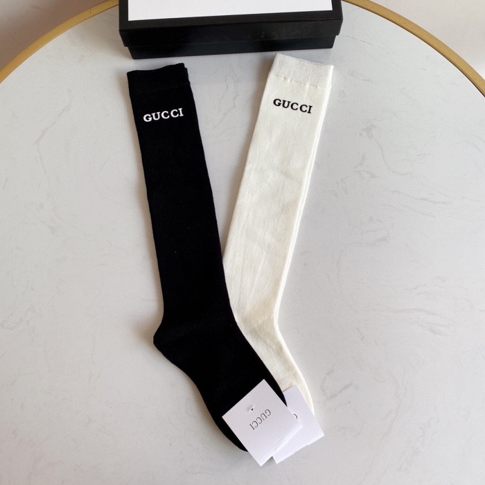 Socks 2pairs