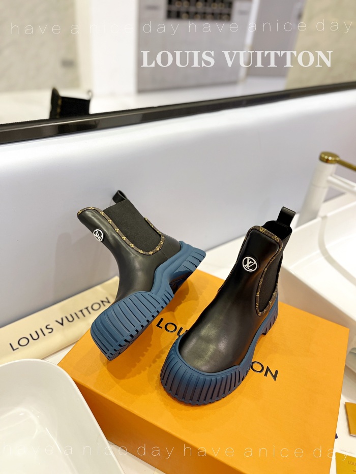 Women L*ouis V*uitton Top Sneakers