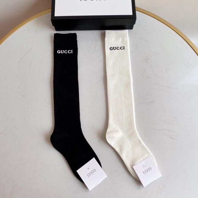 Socks 2pairs
