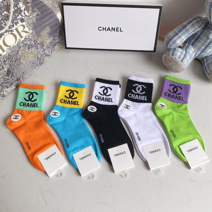Socks 5 pairs