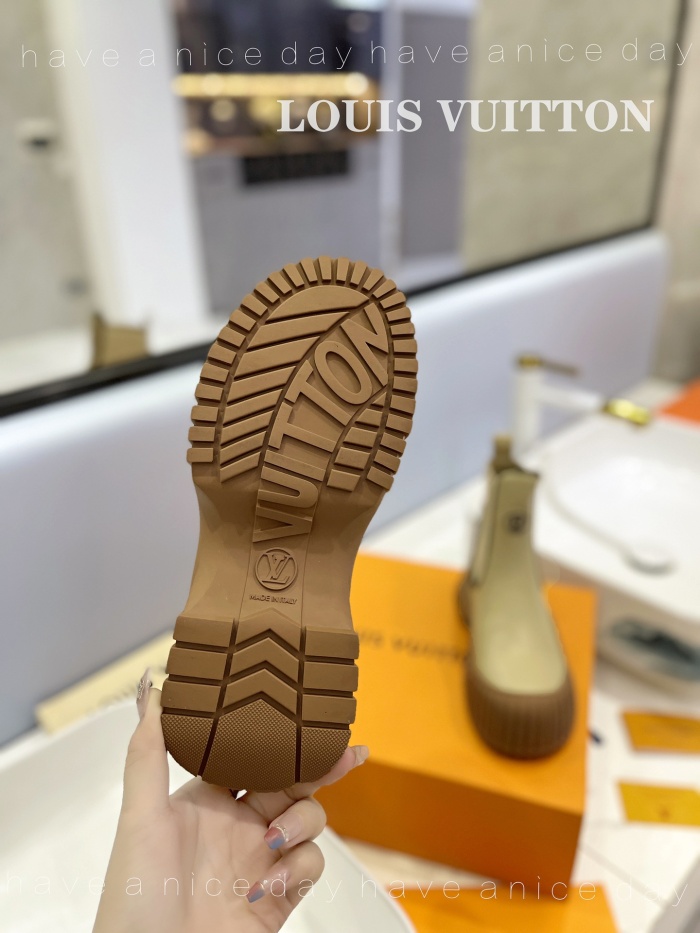 Women L*ouis V*uitton Top Sneakers