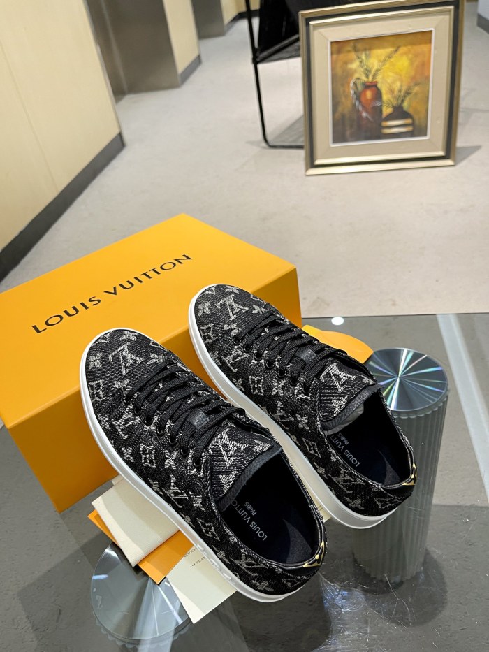 Men L*ouis V*uitton Top Sneakers