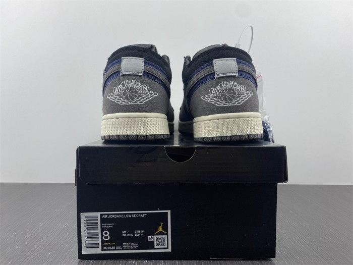 Air Jordan 1 Low