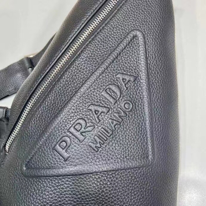 P*rada Bag Top Quality 17*32*6.5CM