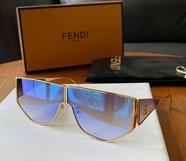 F*endi Glasses Top