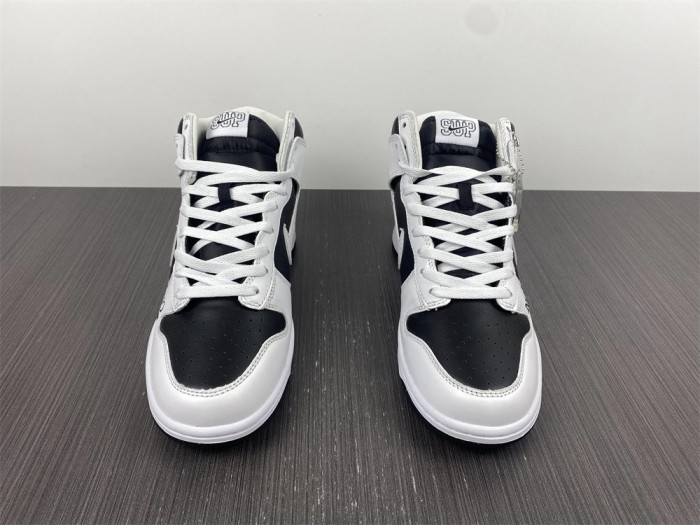 Supreme x Nike SB Dunk High QS “By Any Means”SUP DN3741-002
