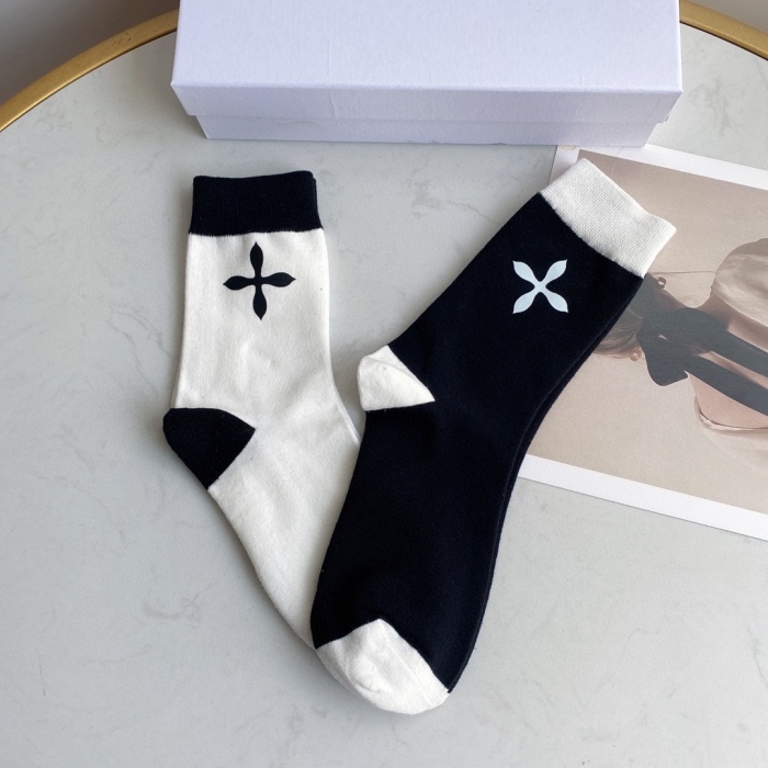 Socks 2pairs