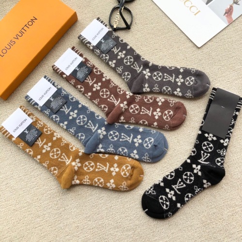 Socks 5 pairs