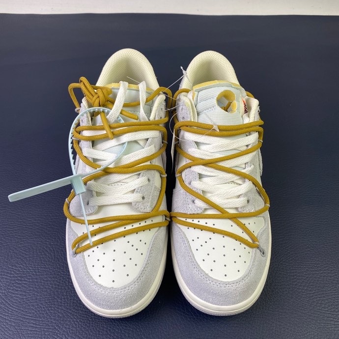 O*ff-W*hite x Nike Dunk Low
