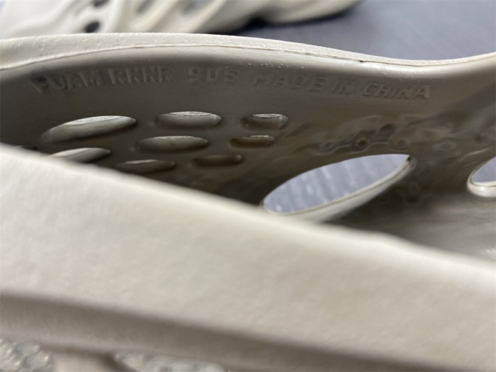 Yeezy Foam Runner GX4472