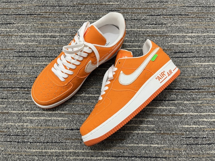 O*ff-W*hite x Nike Air Force 1 x L*V Low