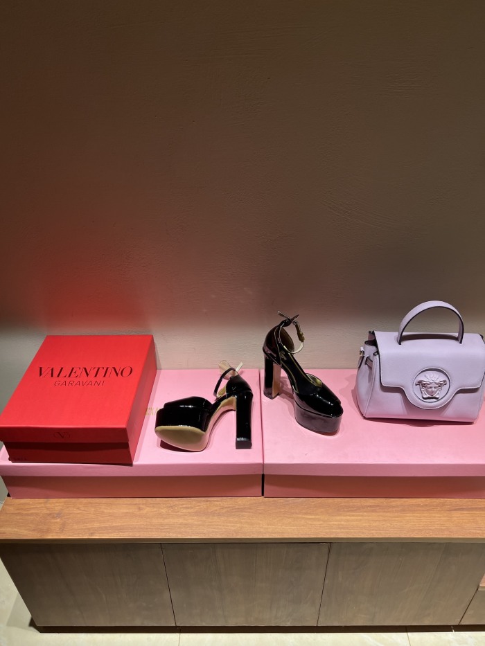 Women V*alentino Top Sandals