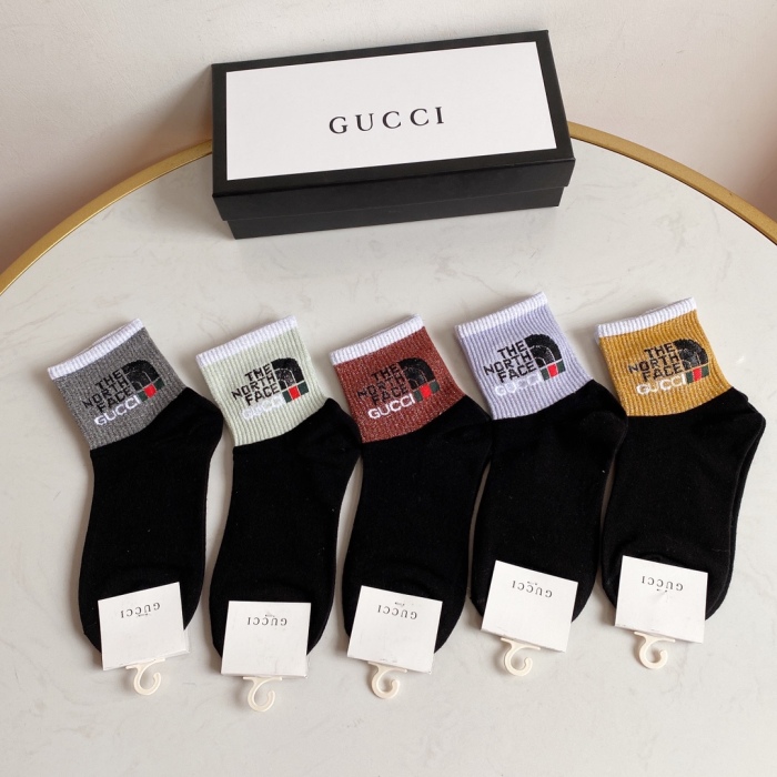 Socks 5 pairs