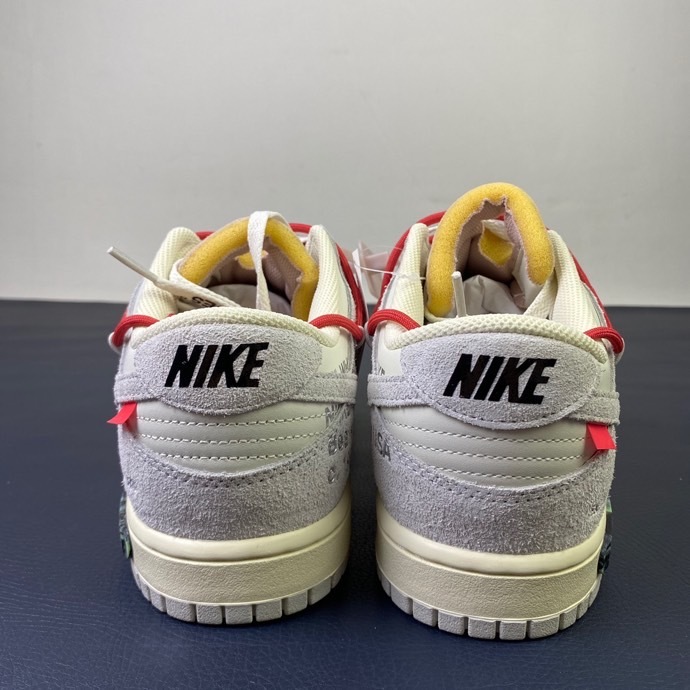 O*ff-W*hite x Nike Dunk Low