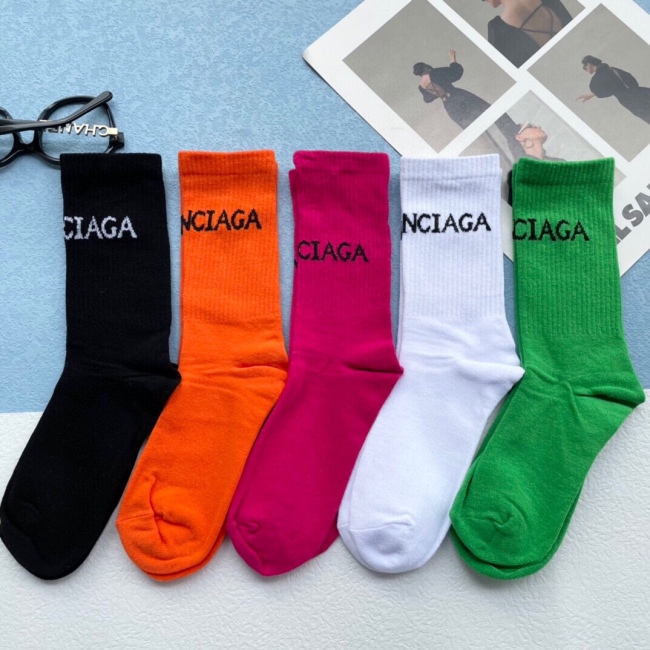 Socks 5 pairs