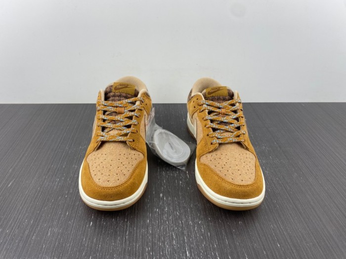 Nike SB DUNK LOW