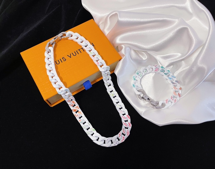 Necklace002