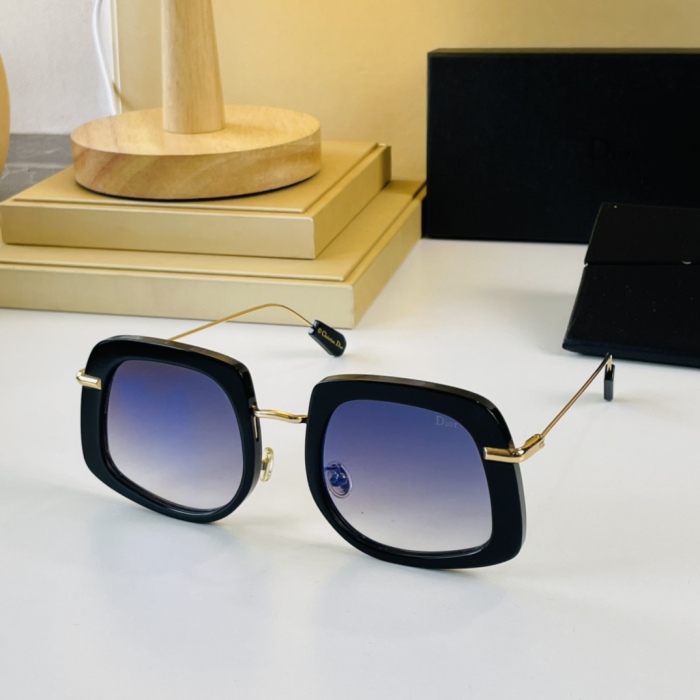 D*ior Glasses Top