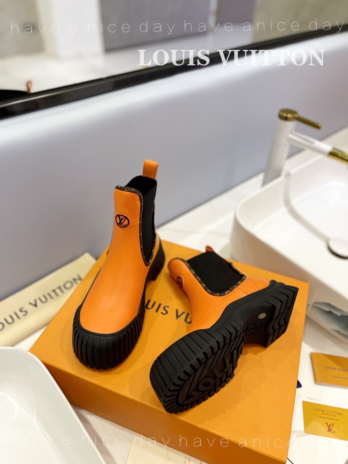Women L*ouis V*uitton Top Sneakers