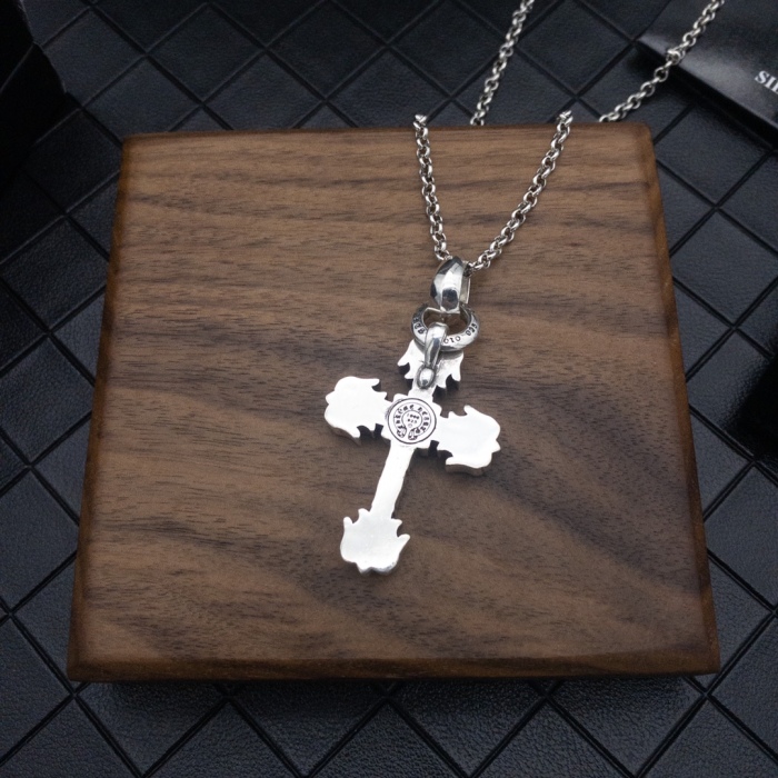Necklace004