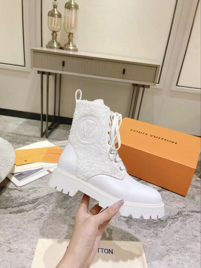 Women L*ouis V*uitton Top Sneakers