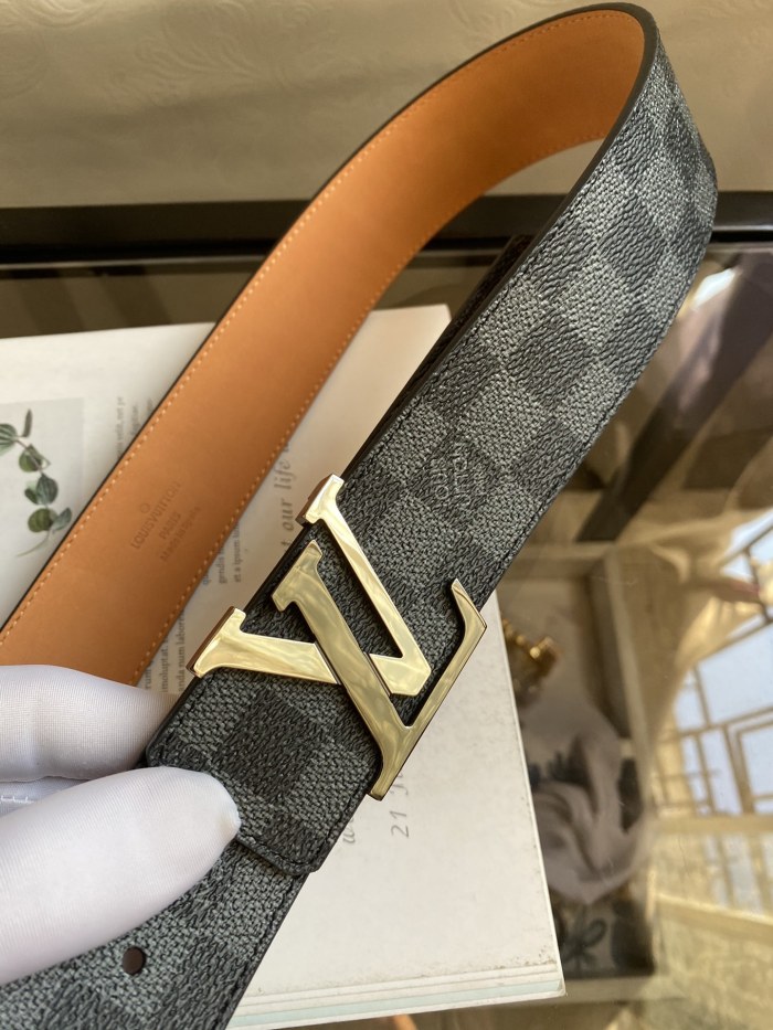 L*ouis V*uitton Belts Top Quality679