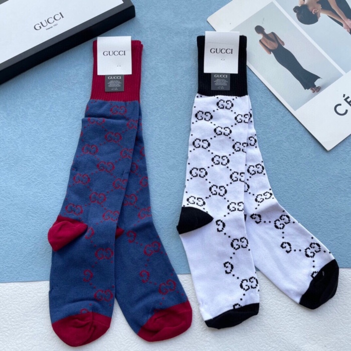 Socks 2pairs