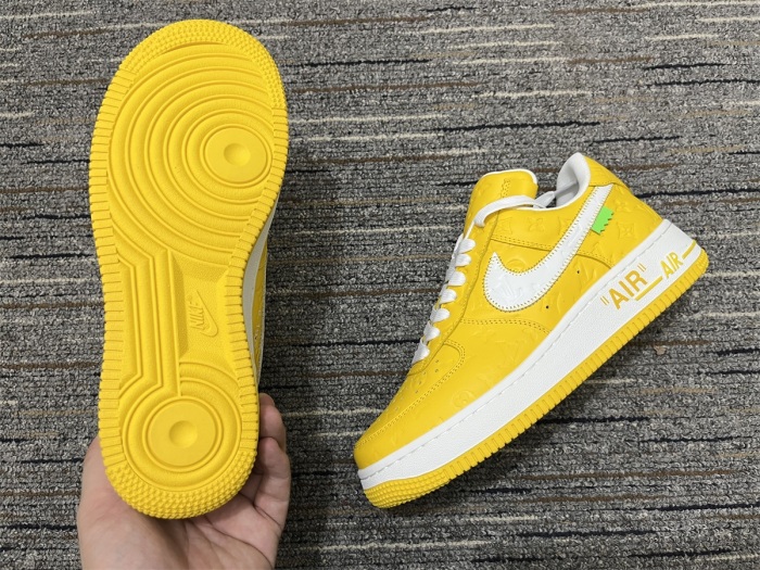 O*ff-W*hite x Nike Air Force 1 x L*V Low