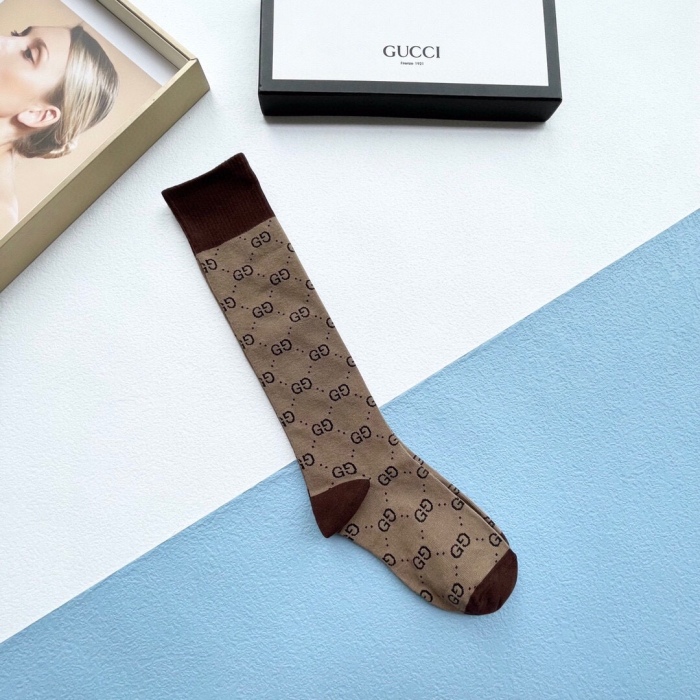 Socks 2pairs