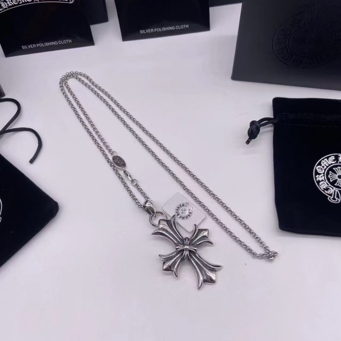 Necklace009