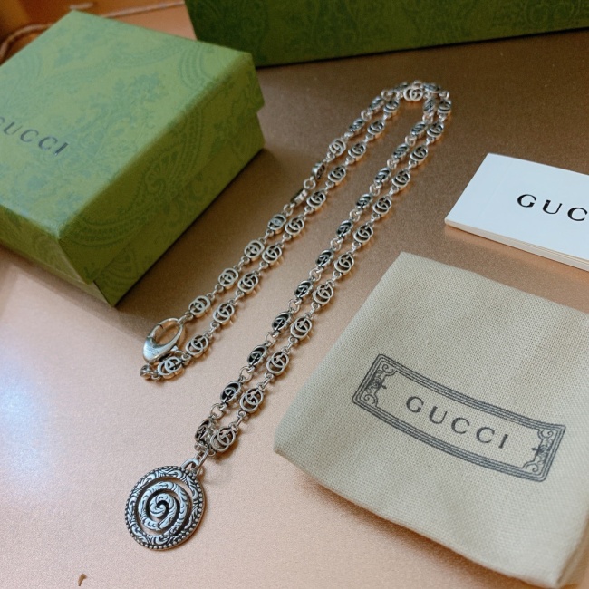 Necklace009