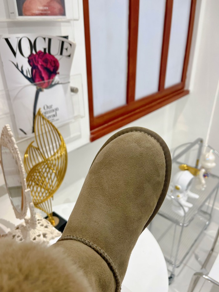 Women U*GG Top Sneaker