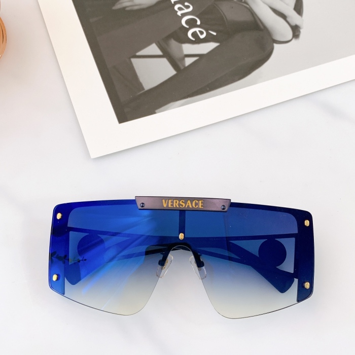 V*ersace Glasses Top