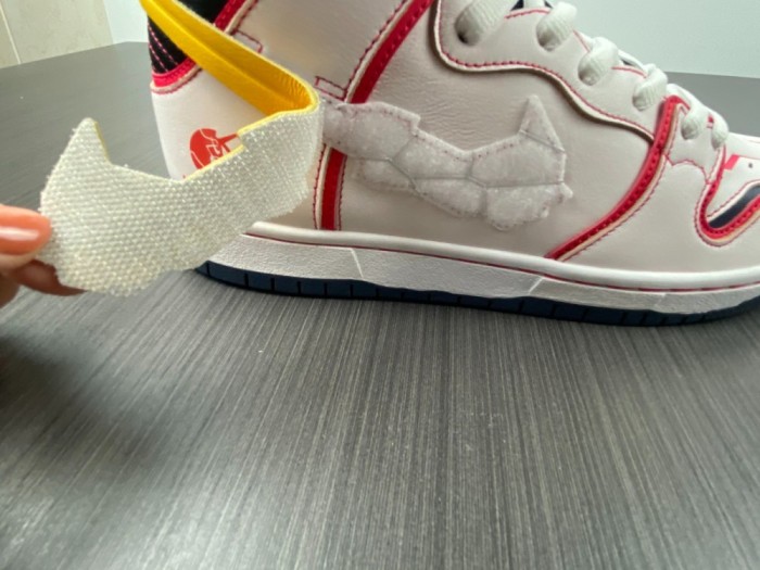 Gundam x Nike SB Dunk High DH7717-100
