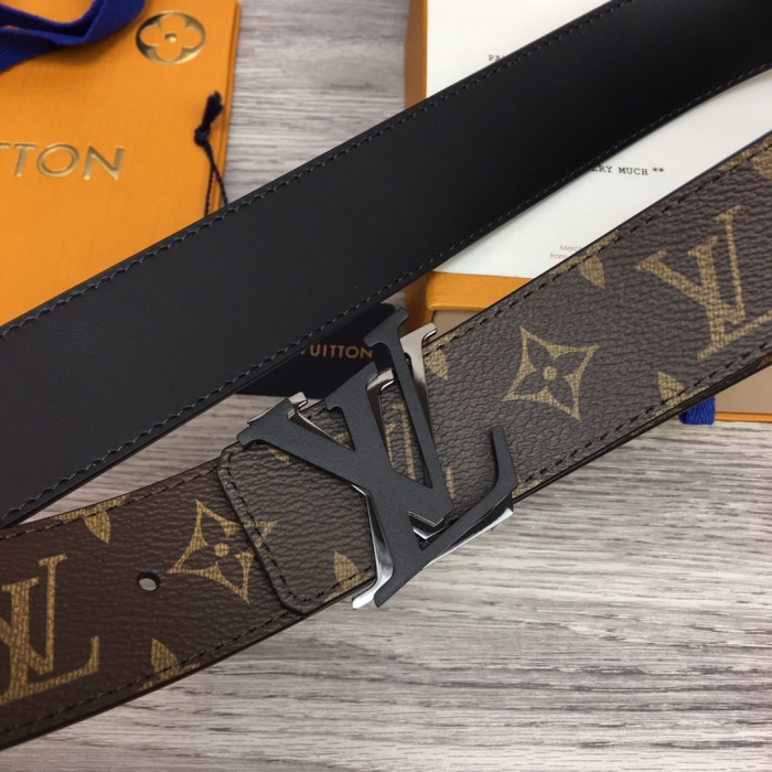 L*ouis V*uitton Belts Top Quality822