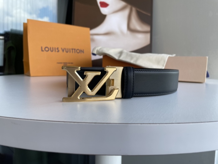 L*ouis V*uitton Belts Top Quality596