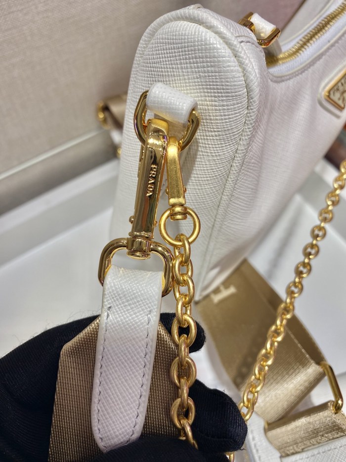 P*rada Bag Top Quality 23*17*6.5CM
