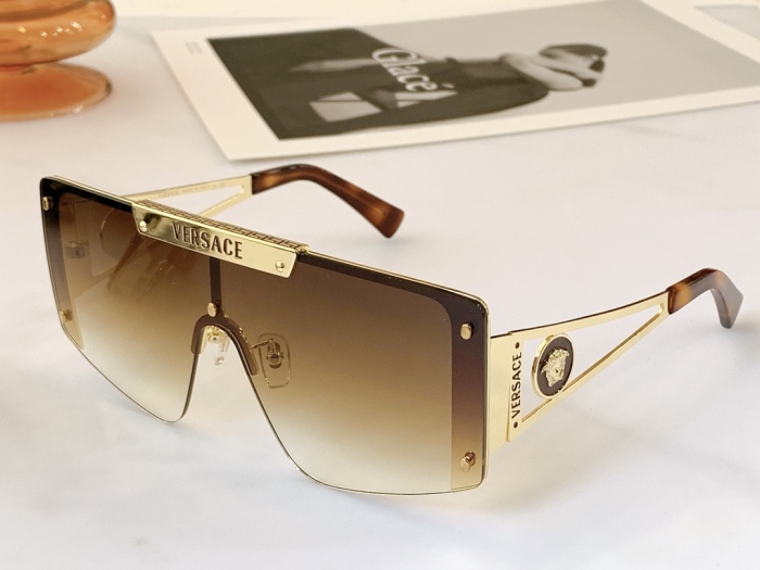 V*ersace Glasses Top