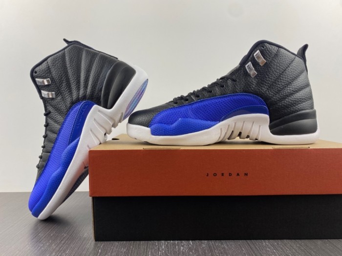 Air Jordan 12 AO6068-004