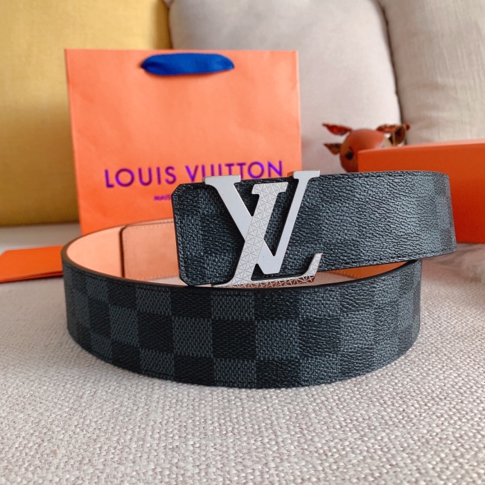 L*ouis V*uitton Belts Top Quality849