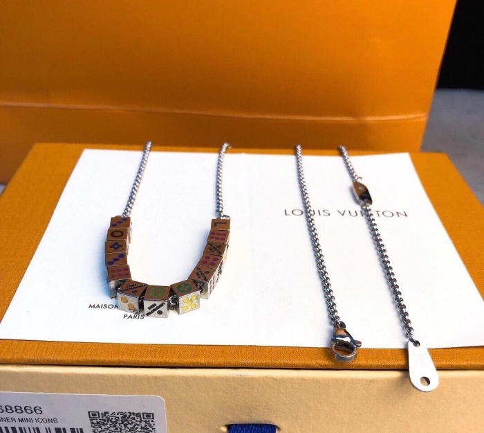 Necklace005