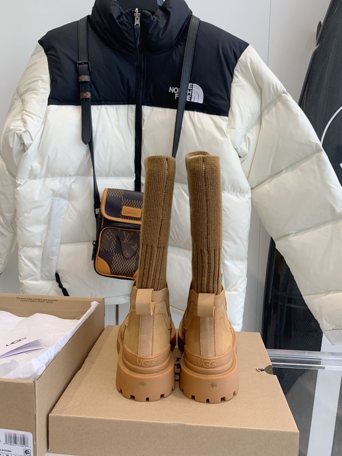 Women U*GG Top Sneaker