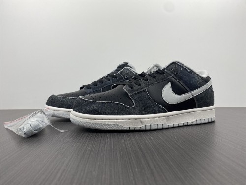 Nike SB Dunk Low