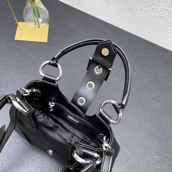 P*rada Bag Top Quality 16*7.5*22.5CM