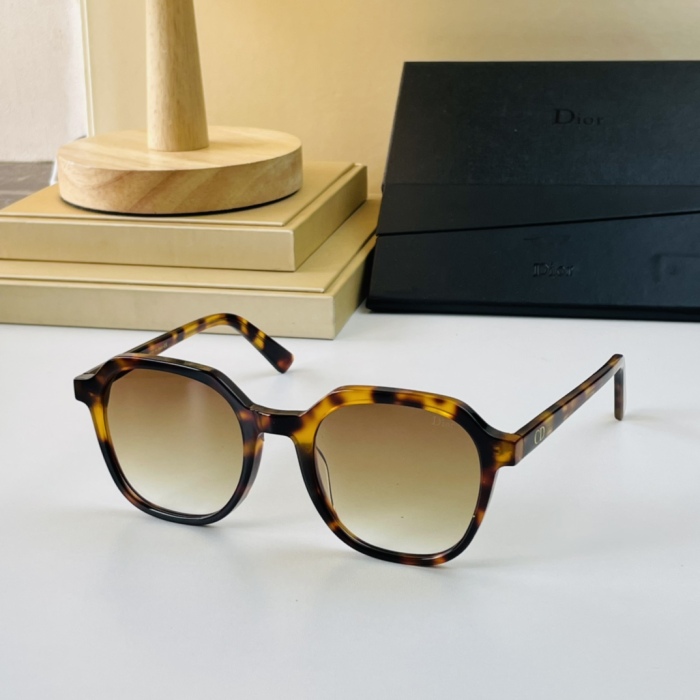 D*ior Glasses Top
