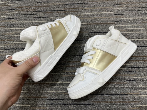 Men Women 𝑉*𝐴𝐿𝐸𝑁𝑇𝐼𝑁𝑂 Top Sneakers