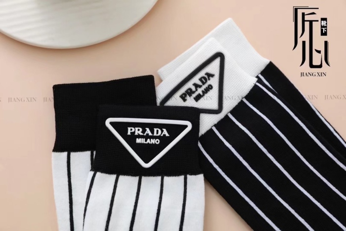 Socks 2pairs