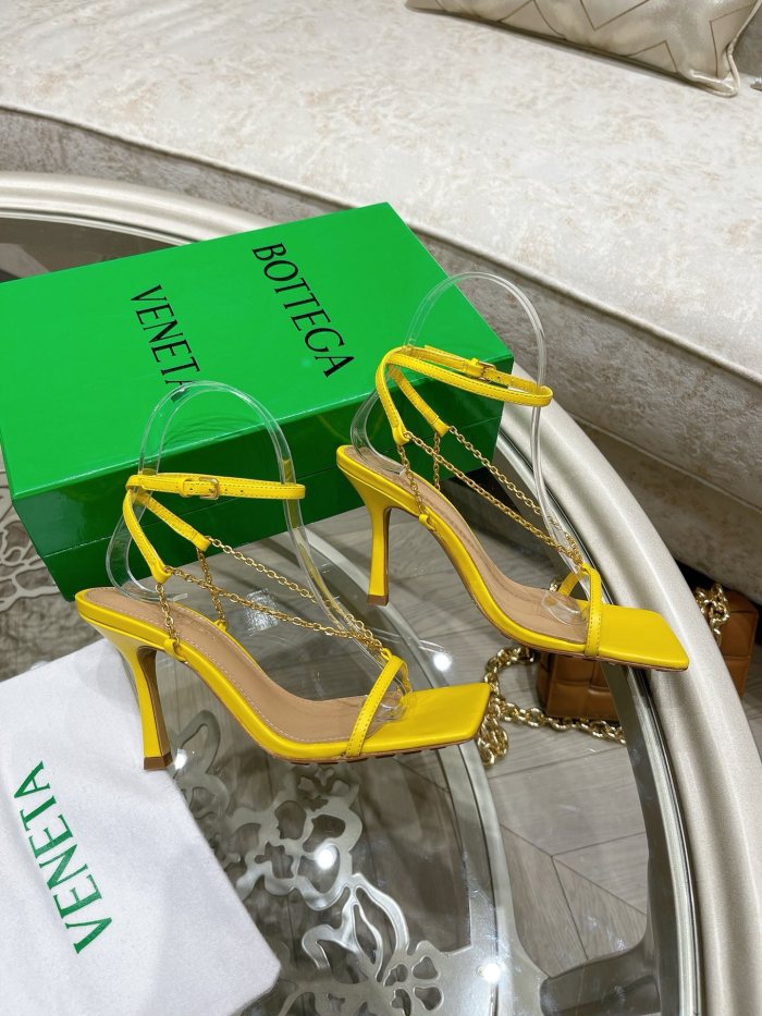 Women B*ottega Top Sandals