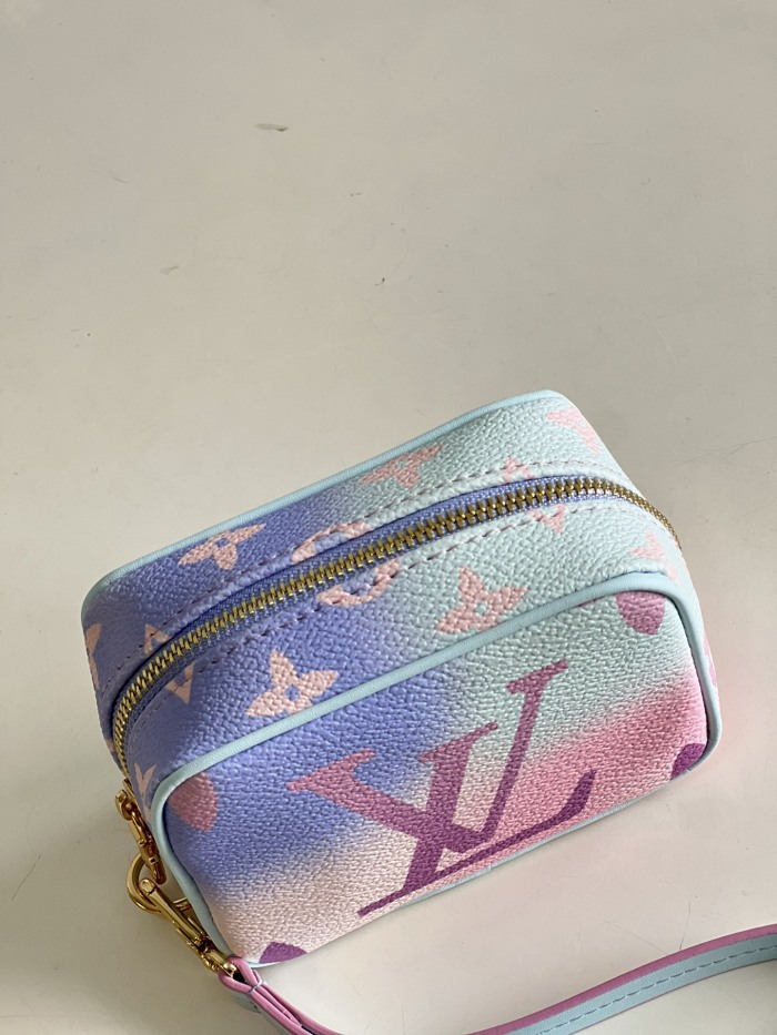 L*ouis V*uitton Top Bag 11*8*4CM