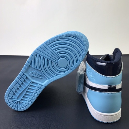 Air Jordan 1 Retro High OG UNC Patent CD0461-401